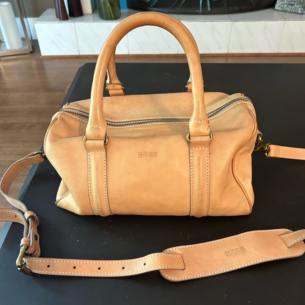 BREE Classic brown leather handbag